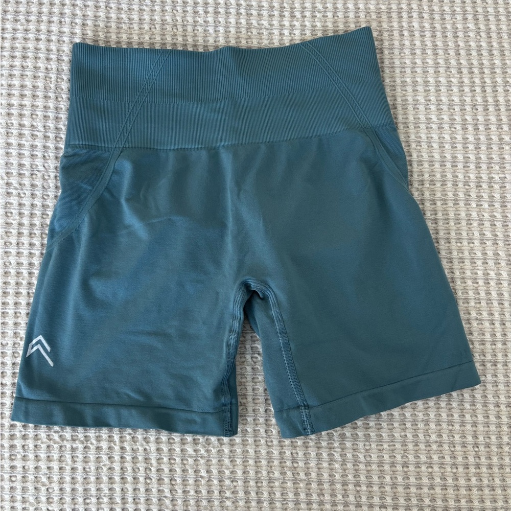 SOLD 


ONER active Women's Moonstone Blue High-Waisted effortless Shorts